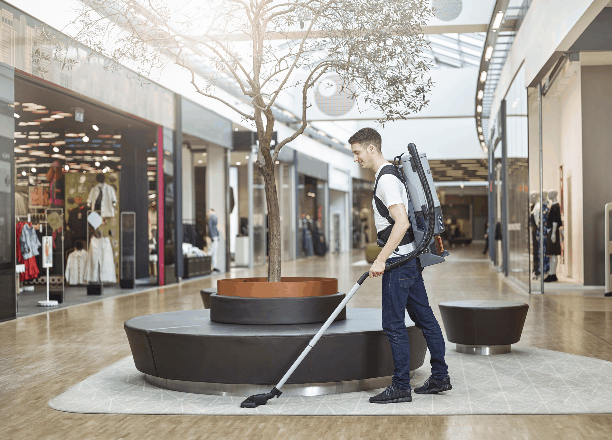 Nilfisk GD5 Battery Backpack - Image 6