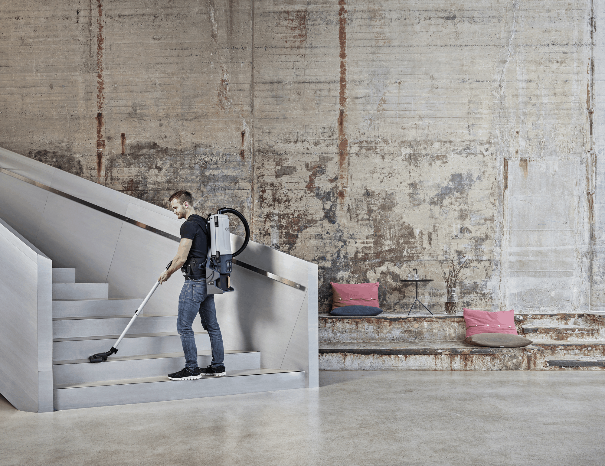 Nilfisk GD5 Battery Backpack - Image 5