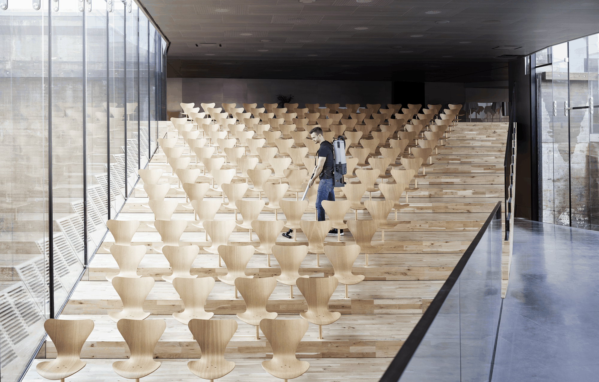 Nilfisk GD5 Battery Backpack - Image 9